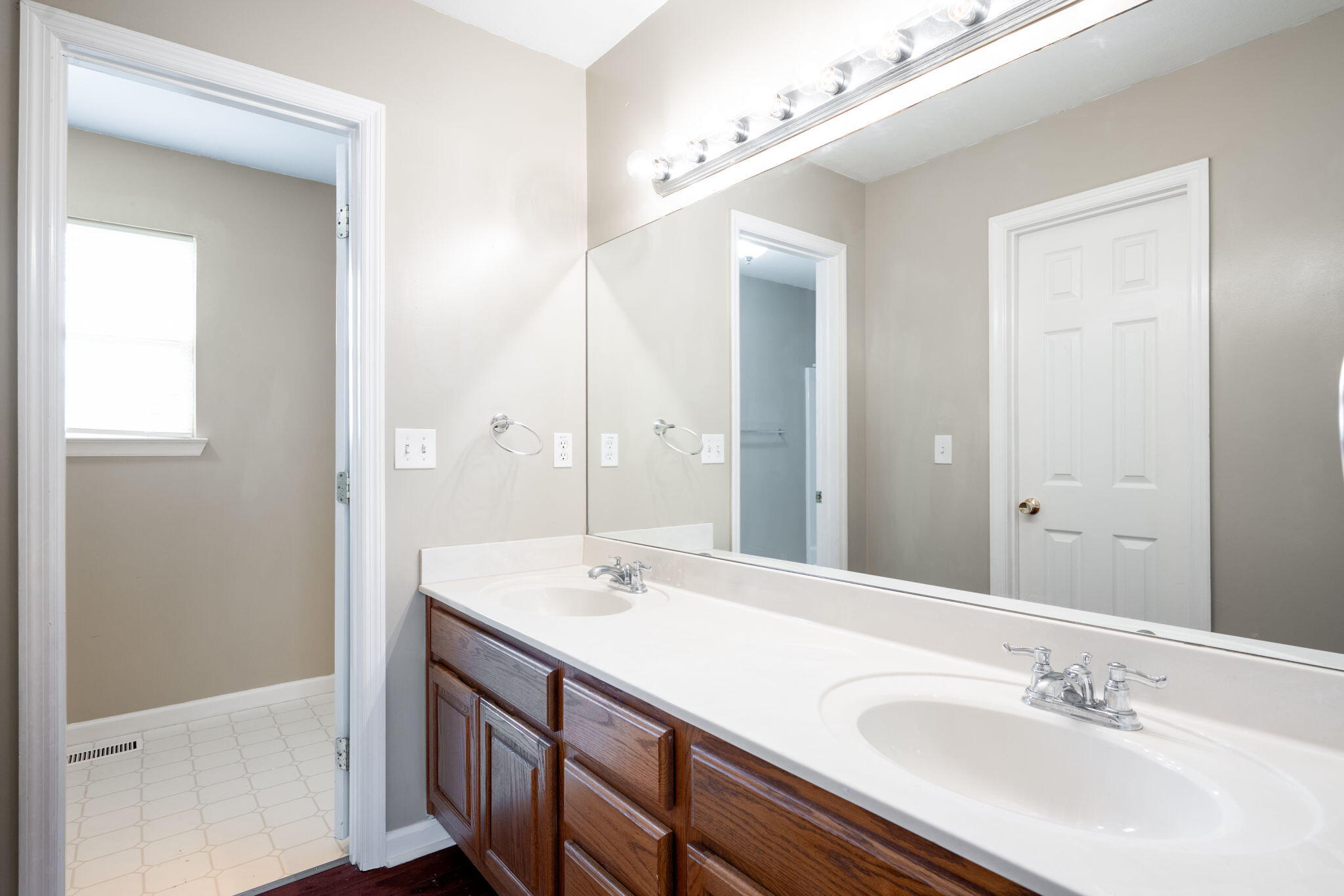 8696 Brenda Drive Harrison, TN 37341 - Photo 17 of 28 19-web-or-mls-DSC_7357