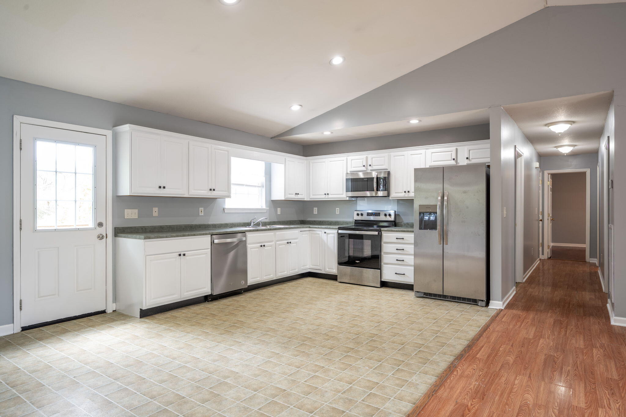 8696 Brenda Drive Harrison, TN 37341 - Photo 9 of 28 9-web-or-mls-DSC_7327