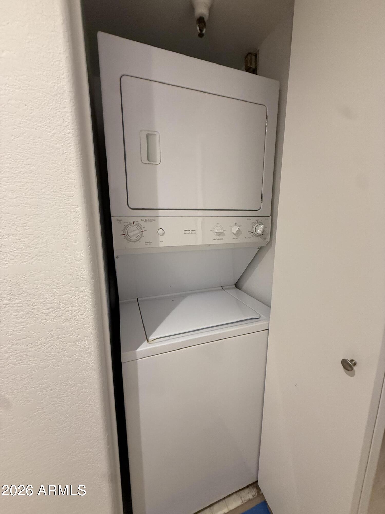 255 South Kyrene Road, Unit 140 Chandler, AZ 85226 - Photo 9 of 19 Washer Dryer