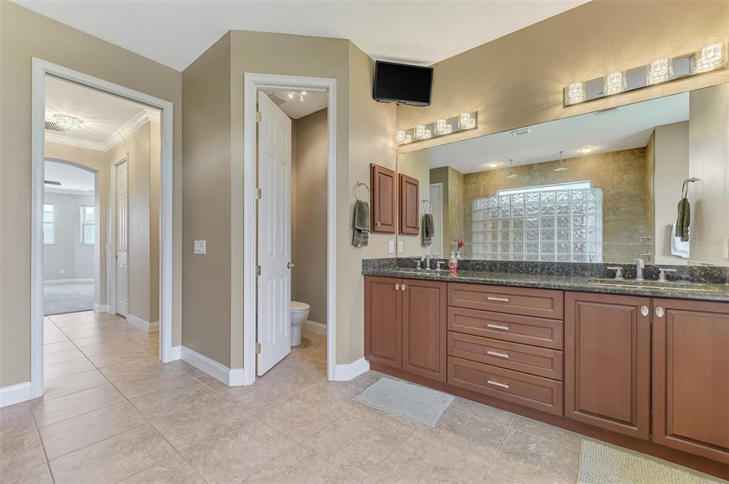 935 Graham Road Venice, FL 34293 - Photo 44 of 67