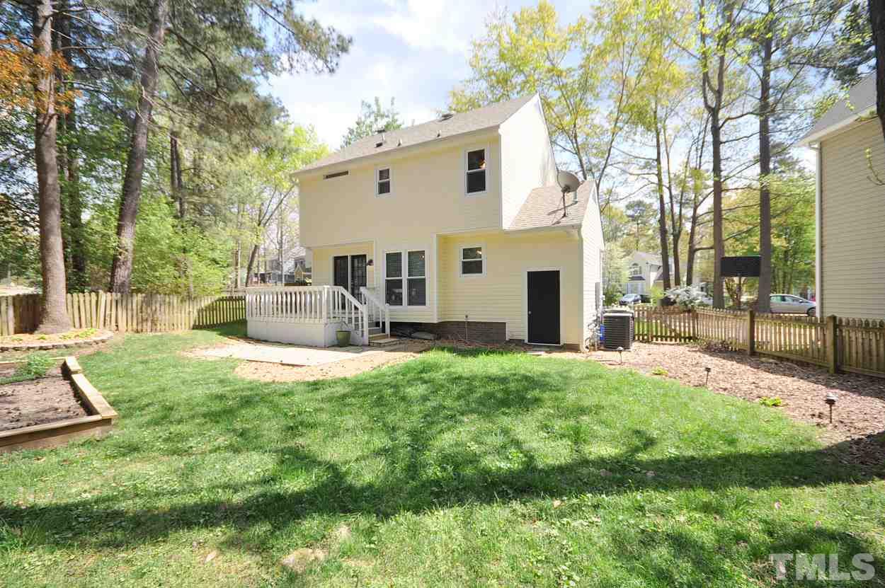 4609 Batavia Court Raleigh, NC 27604 - Photo 8 of 29 Gallery Image 8