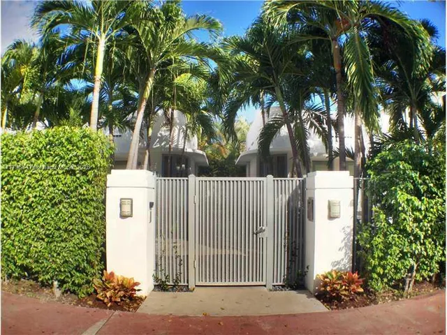 $2,000 | 727 Jefferson Avenue, Unit 3, Miami Beach, FL 33139