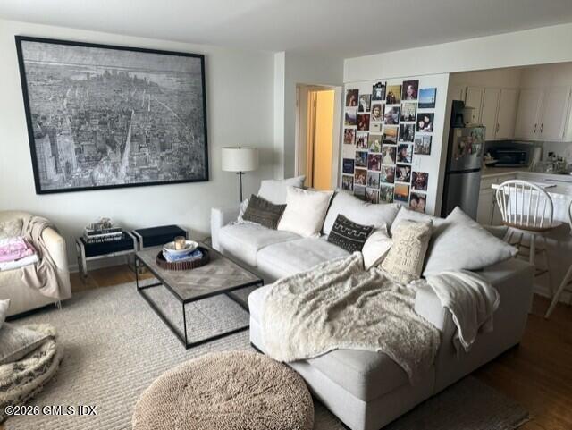 49 Valley Road, Unit C1 Cos Cob, CT 06807 - Photo 7 of 10 b4f872dc-ee33-4e12-a81b-c7d1fb9b6baf