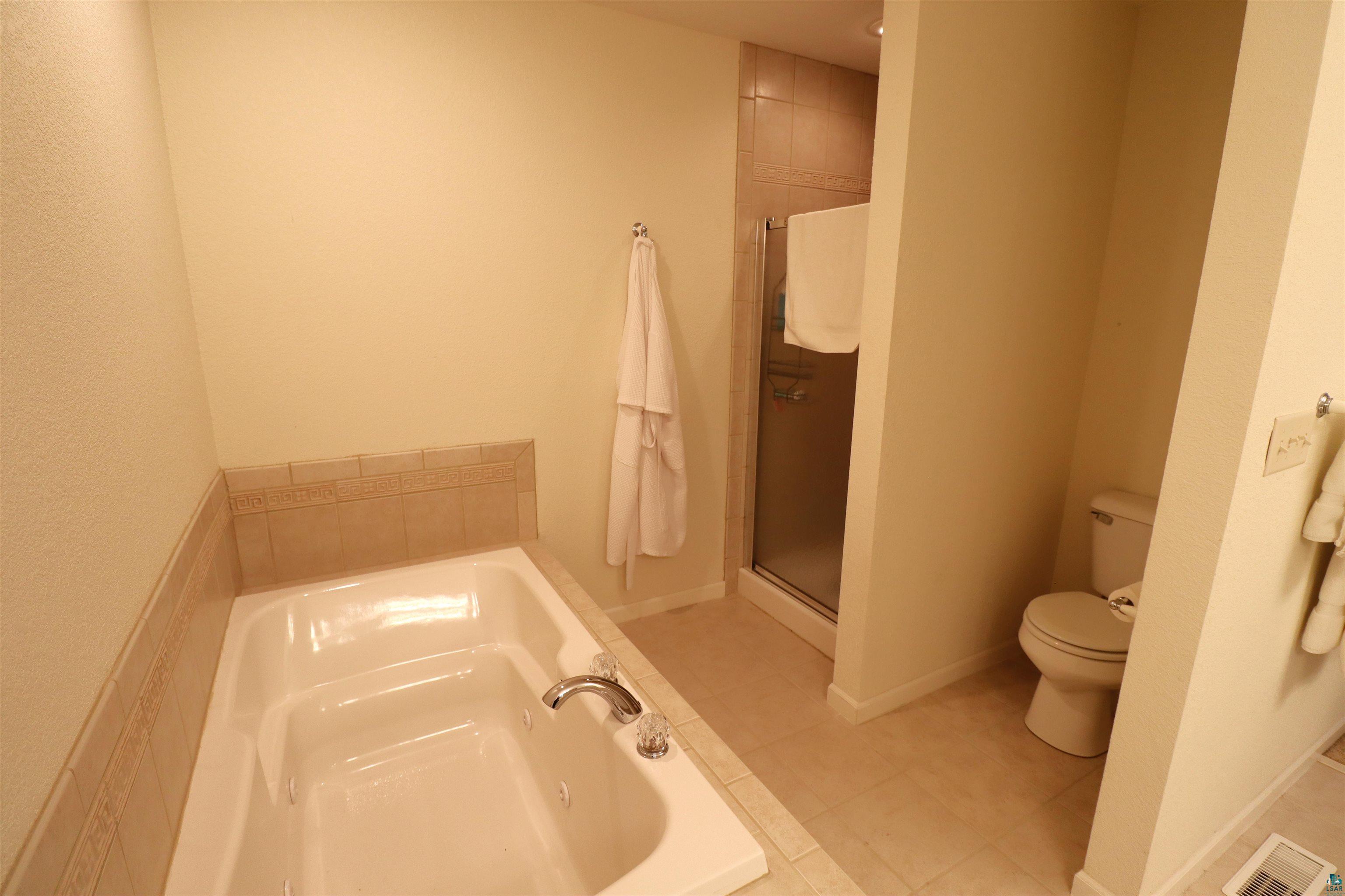 34590 Bay View Road, Unit 804 Bayfield, WI 54814 - Photo 14 of 27 Gallery Image 14