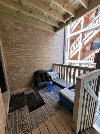 $2,845 | 1656 West Summerdale Avenue, Unit 2E, Chicago, IL 60640