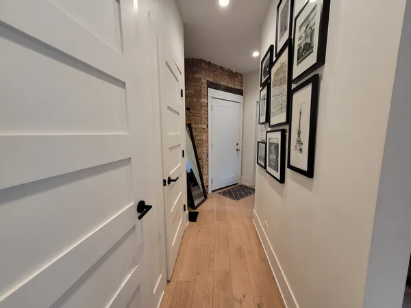 $2,845 | 1656 West Summerdale Avenue, Unit 2E, Chicago, IL 60640