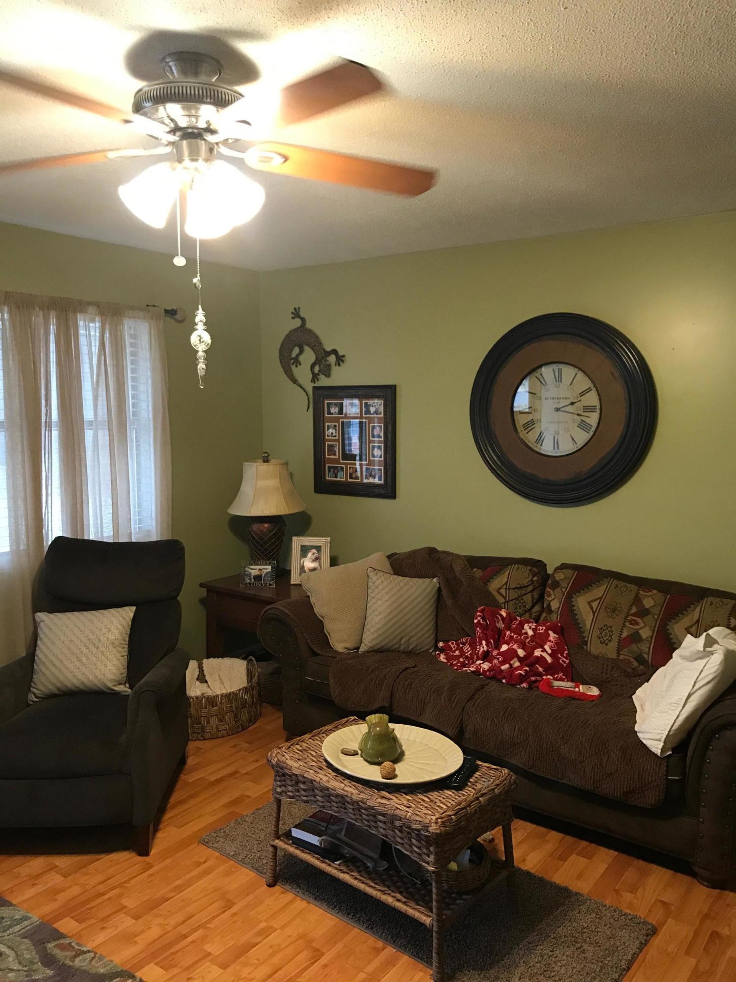 1902 Brookmill Road, Unit 1 Knoxville, TN 37932 - Photo 3 of 13 IMG_0873