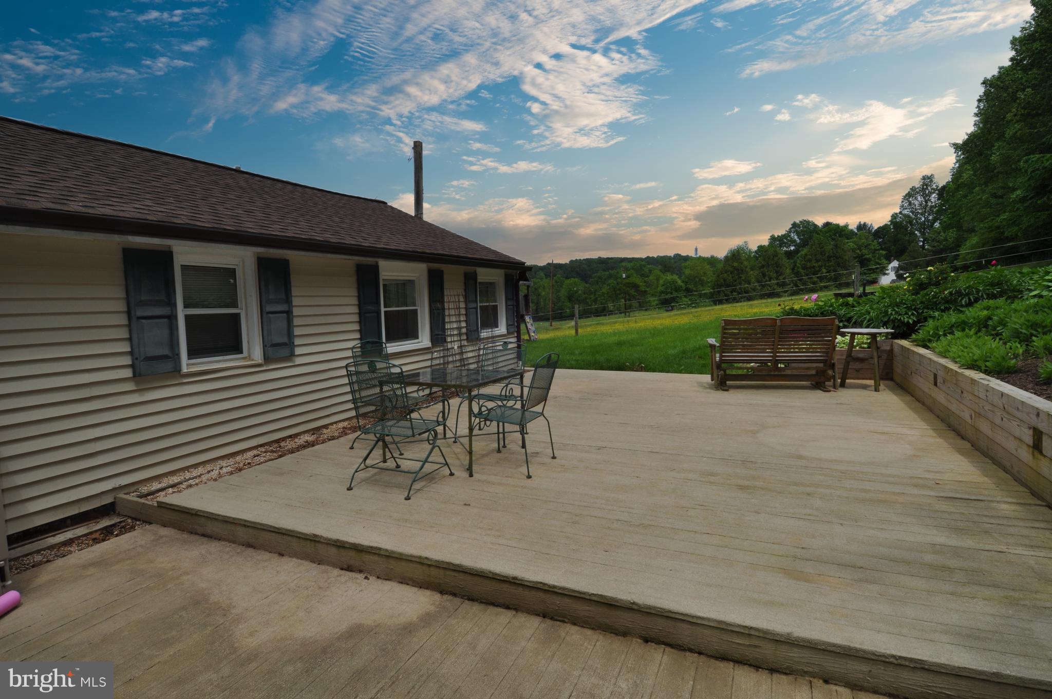 1347 Quaker Church Road Street, MD 21154 - Photo 16 of 28 Decks