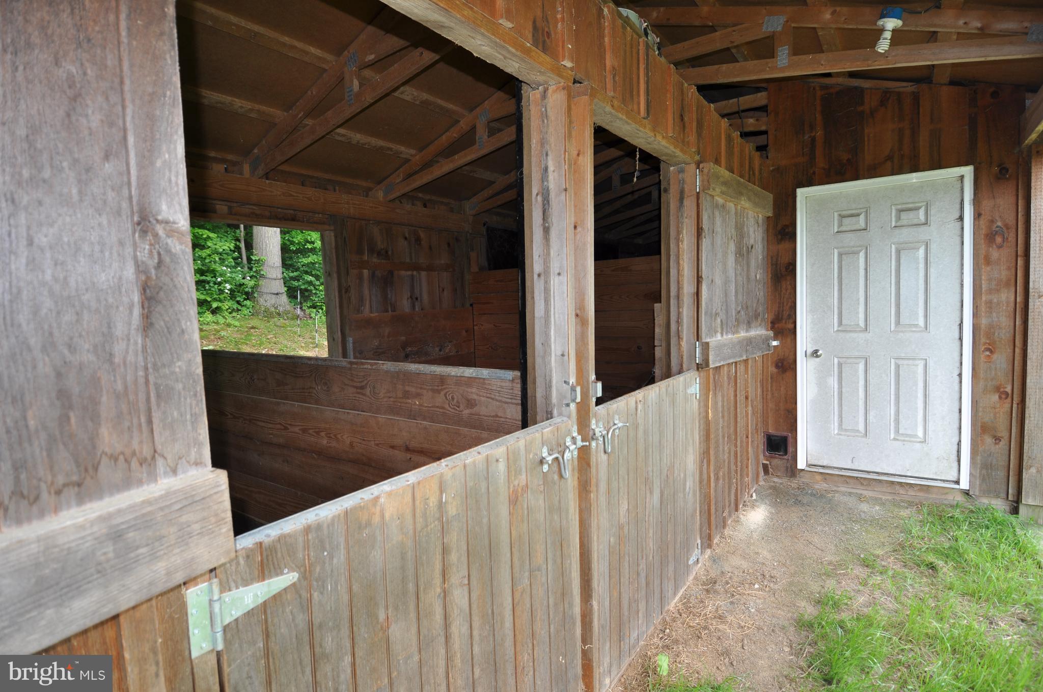 1347 Quaker Church Road Street, MD 21154 - Photo 19 of 28 Barn