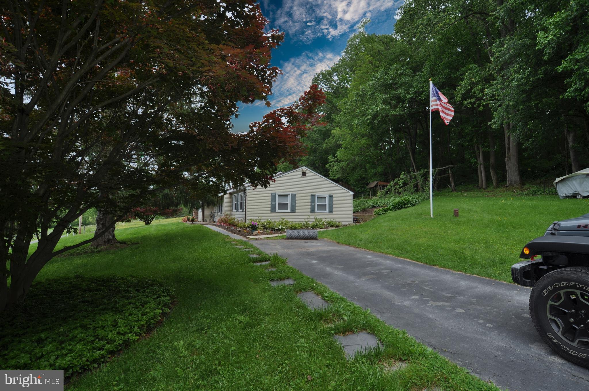 1347 Quaker Church Road Street, MD 21154 - Photo 23 of 28 Driveway