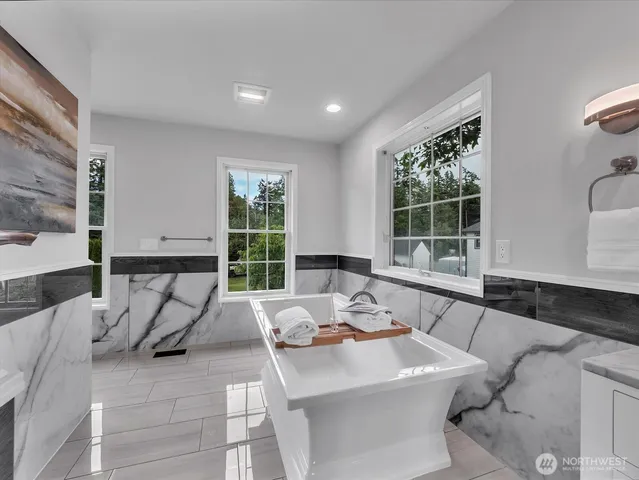 $935,000 | 1242 Youngwood Road, Camano Island, WA 98282