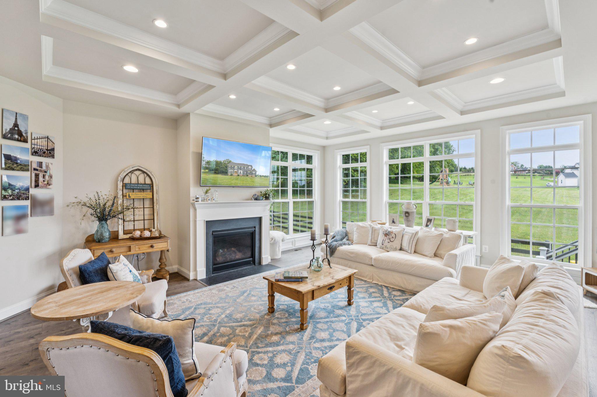 35490 Sunny Ridge Road Round Hill, VA 20141 - Photo 19 of 68 Bright and airy living space retreat.
