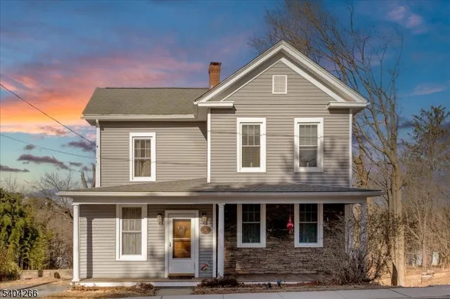 $385,000 | 42 Main Street, Hampton, NJ 08827