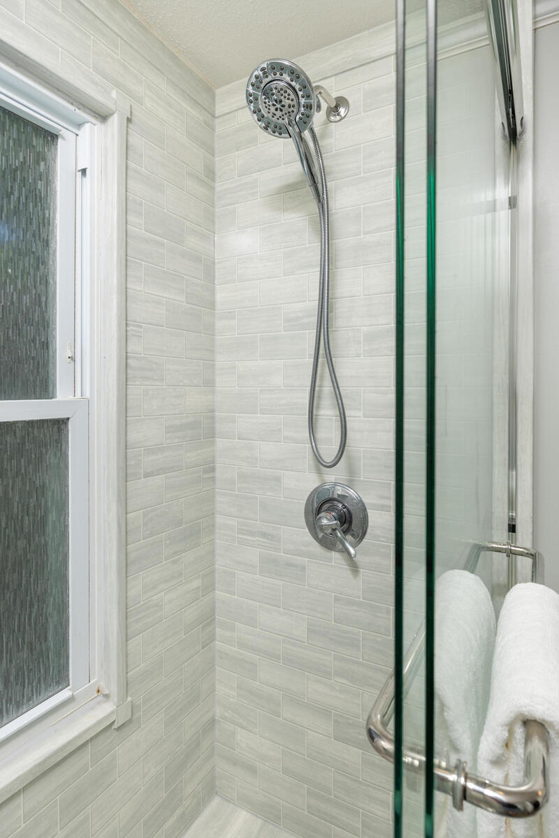 5719 St Elmo Avenue Chattanooga, TN 37409 - Photo 22 of 36 2023_08_August_5719_St_Elmo_Ave_0029