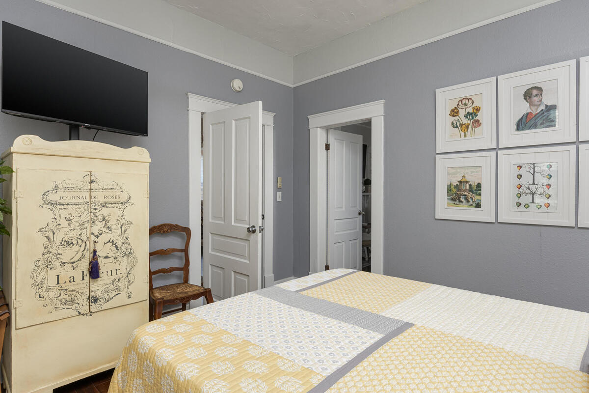 5719 St Elmo Avenue Chattanooga, TN 37409 - Photo 24 of 36 2023_08_August_5719_St_Elmo_Ave_0031