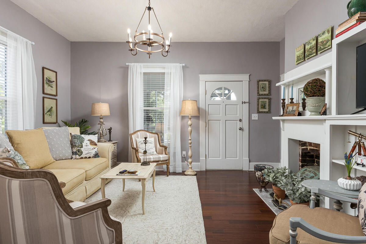 5719 St Elmo Avenue Chattanooga, TN 37409 - Photo 8 of 36 2023_08_August_5719_St_Elmo_Ave_0016