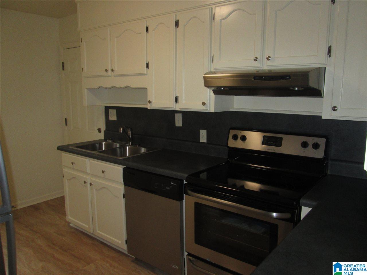 1912 Laurel Road, Unit E1 Birmingham, AL 35216 - Photo 9 of 19