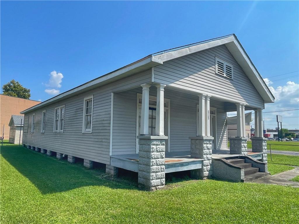 605 Arnoult Road Jefferson, LA 70121 - Photo 3 of 21 Gallery Image 3
