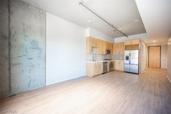 $1,600 | 353 East Bonneville Avenue, Unit 373, Las Vegas, NV 89101