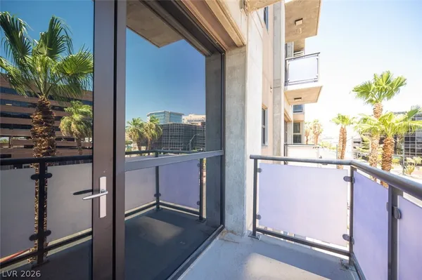 $1,600 | 353 East Bonneville Avenue, Unit 373, Las Vegas, NV 89101