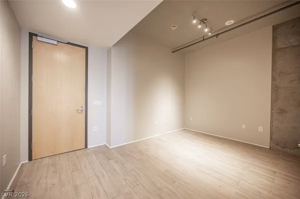 $1,600 | 353 East Bonneville Avenue, Unit 373, Las Vegas, NV 89101