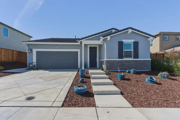 $775,000 | 2051 Petunia Drive, Hollister, CA 95023