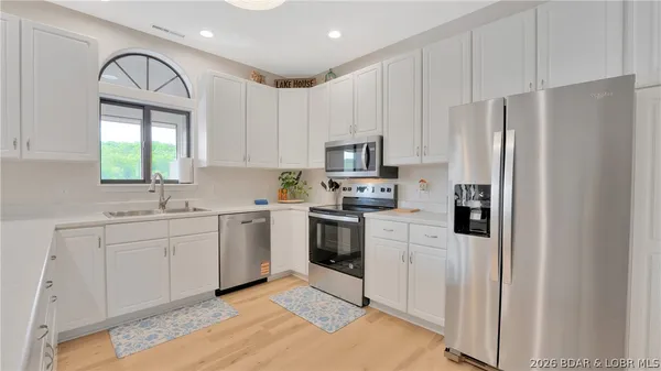 $379,000 | 611 Lazy Days Road, Unit L5, Osage Beach, MO 65065