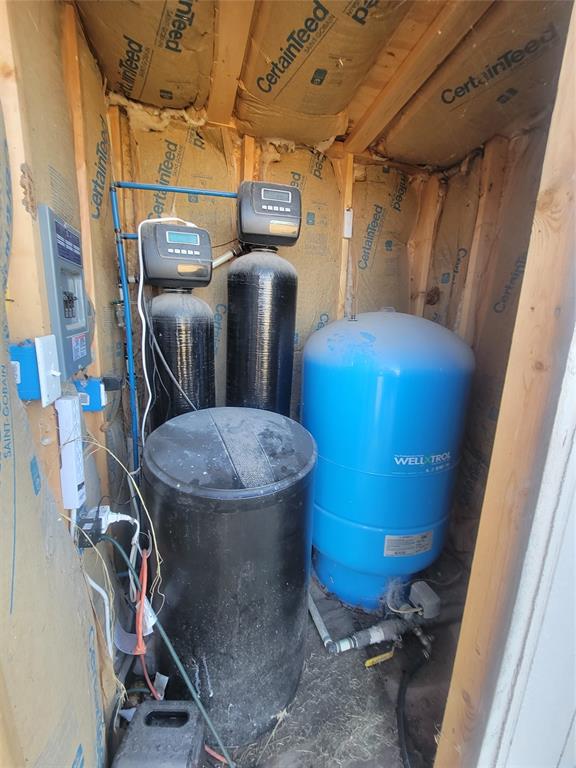 150 Hawkins Chapel Road Loving, TX 76460 - Photo 40 of 40 a view of a storage room