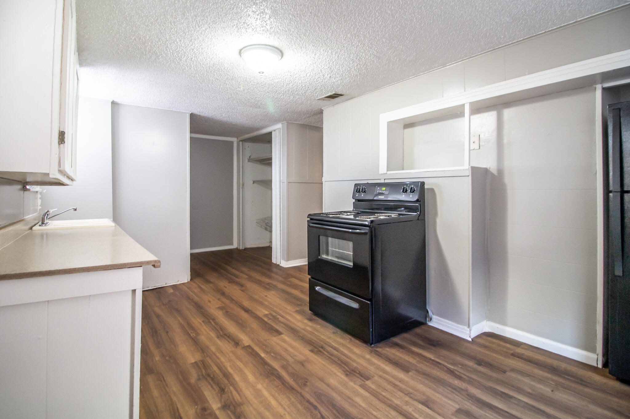 2429 27th Street, Unit REAR Lubbock, TX 79411 - Photo 8 of 14 8