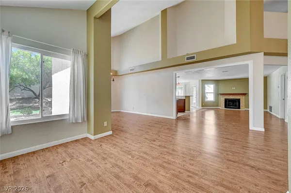 $2,995 | 2733 Brookstone Court, Las Vegas, NV 89117