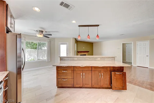 $2,995 | 2733 Brookstone Court, Las Vegas, NV 89117