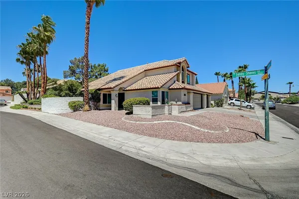 $2,995 | 2733 Brookstone Court, Las Vegas, NV 89117