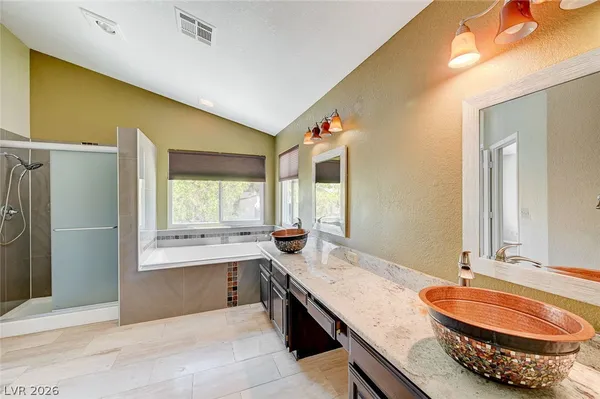 $2,995 | 2733 Brookstone Court, Las Vegas, NV 89117