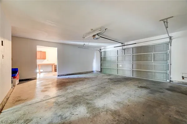 $2,995 | 2733 Brookstone Court, Las Vegas, NV 89117