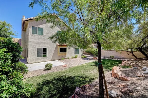 $2,995 | 2733 Brookstone Court, Las Vegas, NV 89117