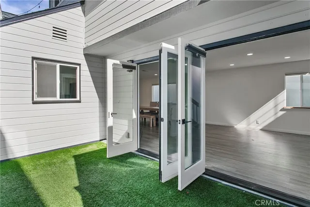 a view of front door and porch