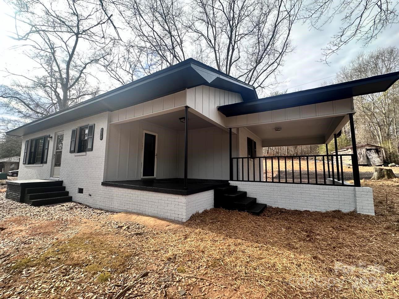 150 Chesterfield Road Mooresboro, NC 28114 - Photo 3 of 22 Gallery Image 3