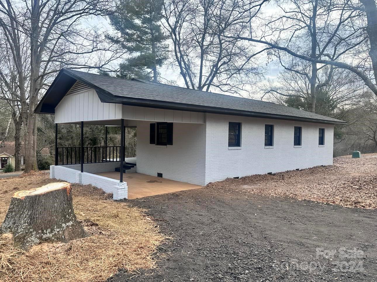 150 Chesterfield Road Mooresboro, NC 28114 - Photo 5 of 22 Gallery Image 5