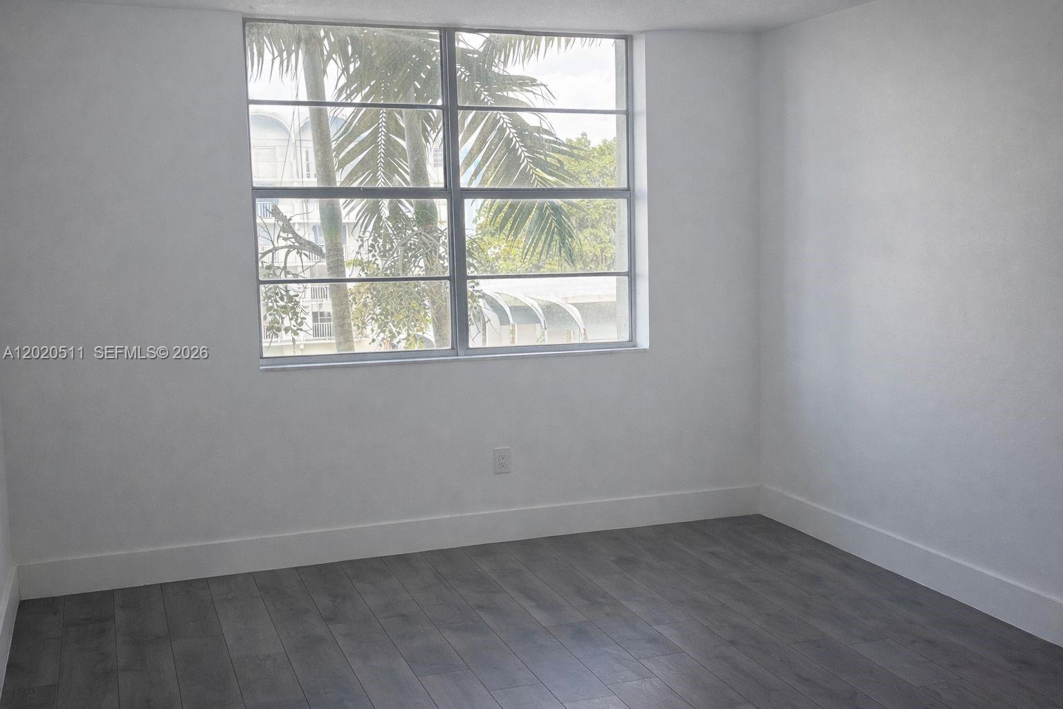 496 Northwest 165th Street, Unit D412 Miami, FL 33169 - Photo 24 of 34
