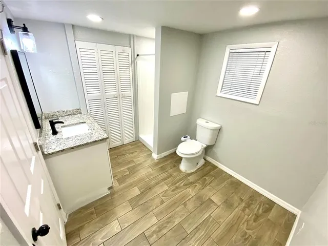 $194,900 | 18107 Lake Front Drive, Lutz, FL 33548