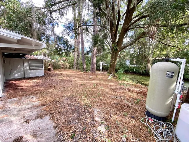 $194,900 | 18107 Lake Front Drive, Lutz, FL 33548