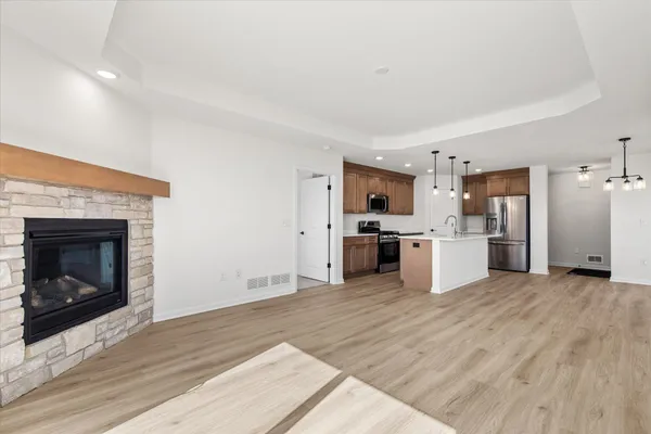 $399,900 | 536 Hunter Oaks Boulevard, Unit 501, Watertown, WI 53094