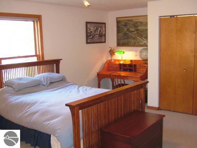10844 Blue Ridge Lane Traverse City, MI 49684 - Photo 11 of 15 1691377-10.JPG
