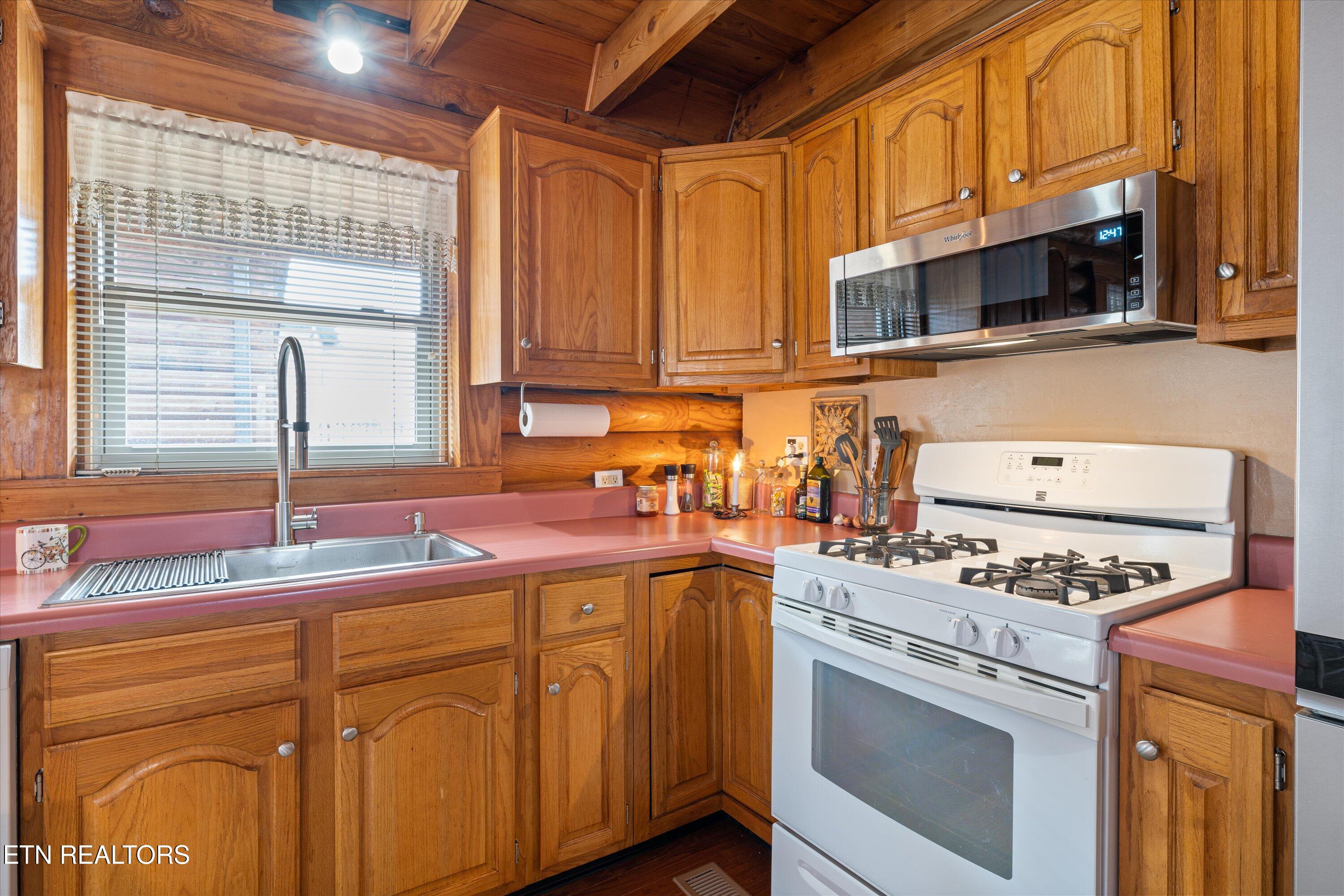 2313 Riverside Drive Maryville, TN 37804 - Photo 19 of 43 21-2313 Riverside Dr-098