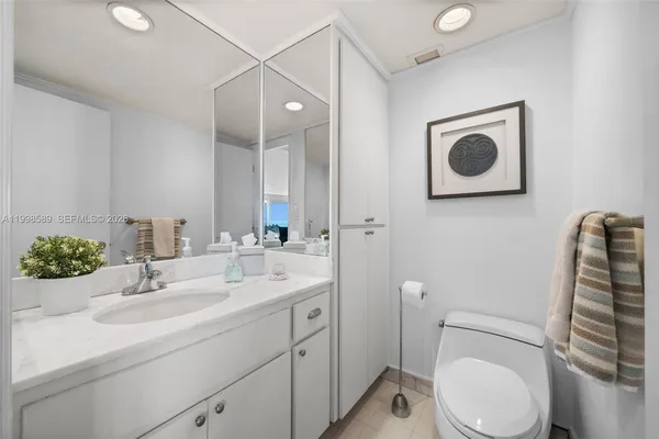 $849,000 | 177 Ocean Ln Drive, Unit 703, Key Biscayne, FL 33149