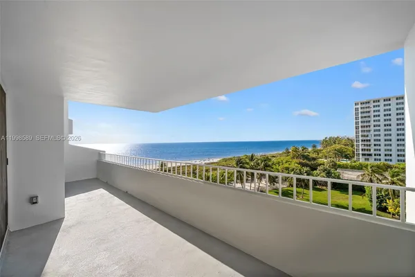 $849,000 | 177 Ocean Ln Drive, Unit 703, Key Biscayne, FL 33149