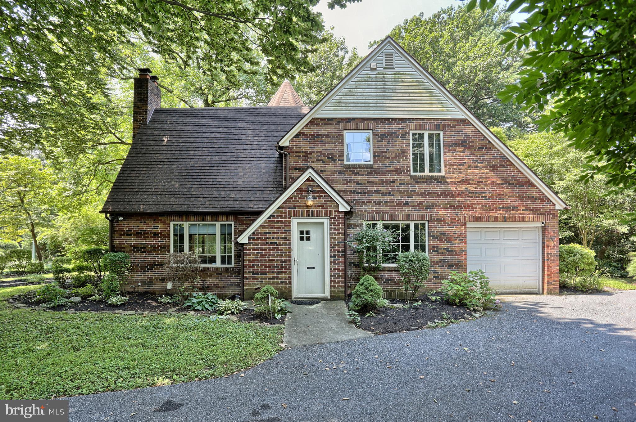 2258 Rudy Road Harrisburg, PA 17104 - Photo 5 of 43 Gallery Image 5