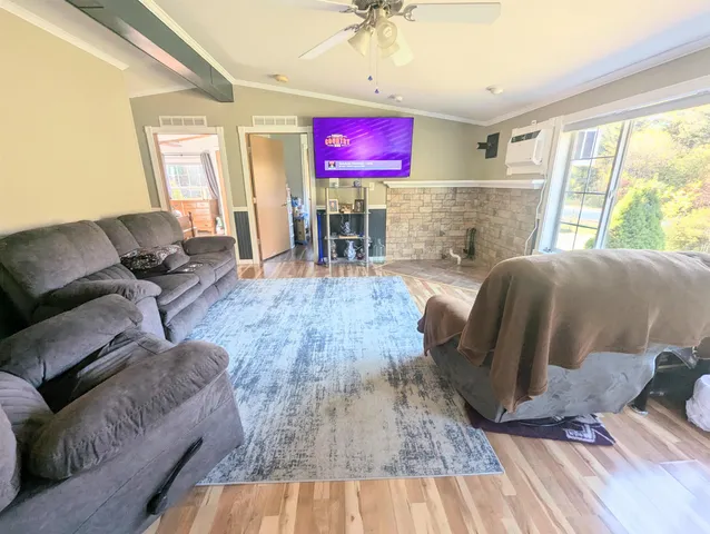 $359,950 | 43 Crestwood Drive, St. Johnsbury, VT 05819