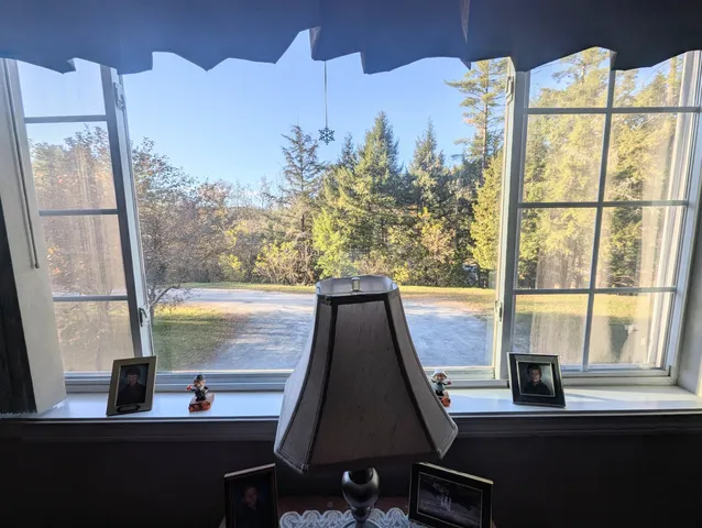 $359,950 | 43 Crestwood Drive, St. Johnsbury, VT 05819