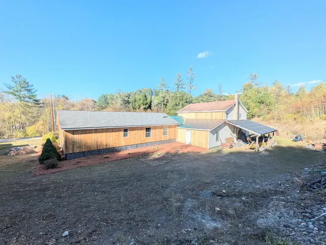 $359,950 | 43 Crestwood Drive, St. Johnsbury, VT 05819